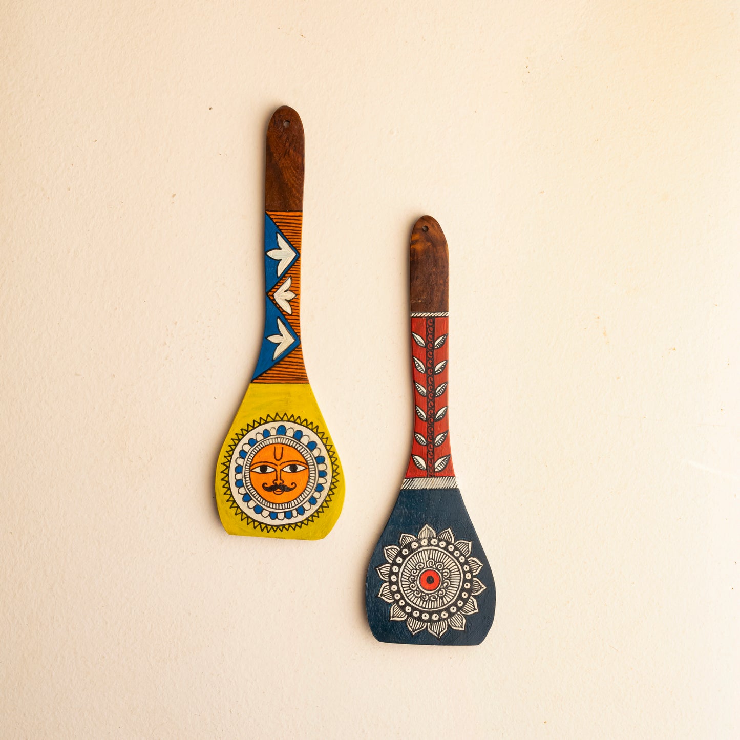 Itish Sheesham Wood Wall Hanging, Spatula Shape, Set of 2