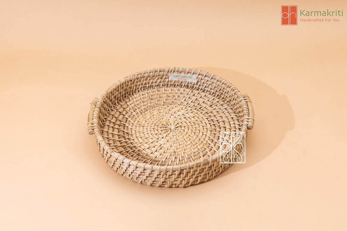 Nature's Elegance Rattan Tray
