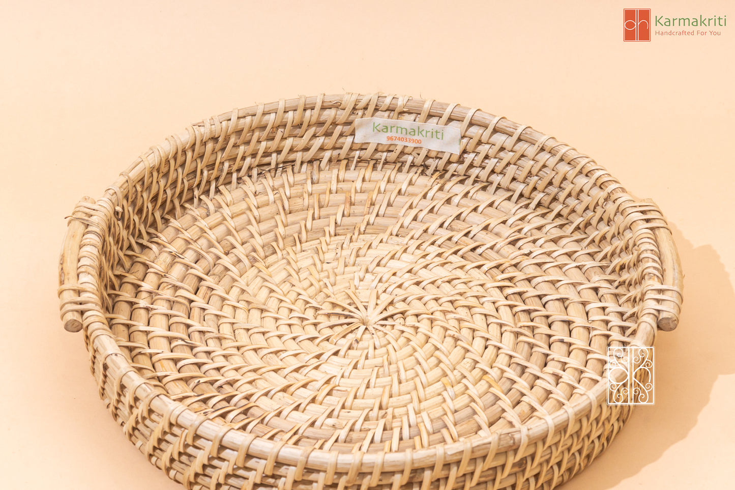 Nature's Elegance Rattan Tray