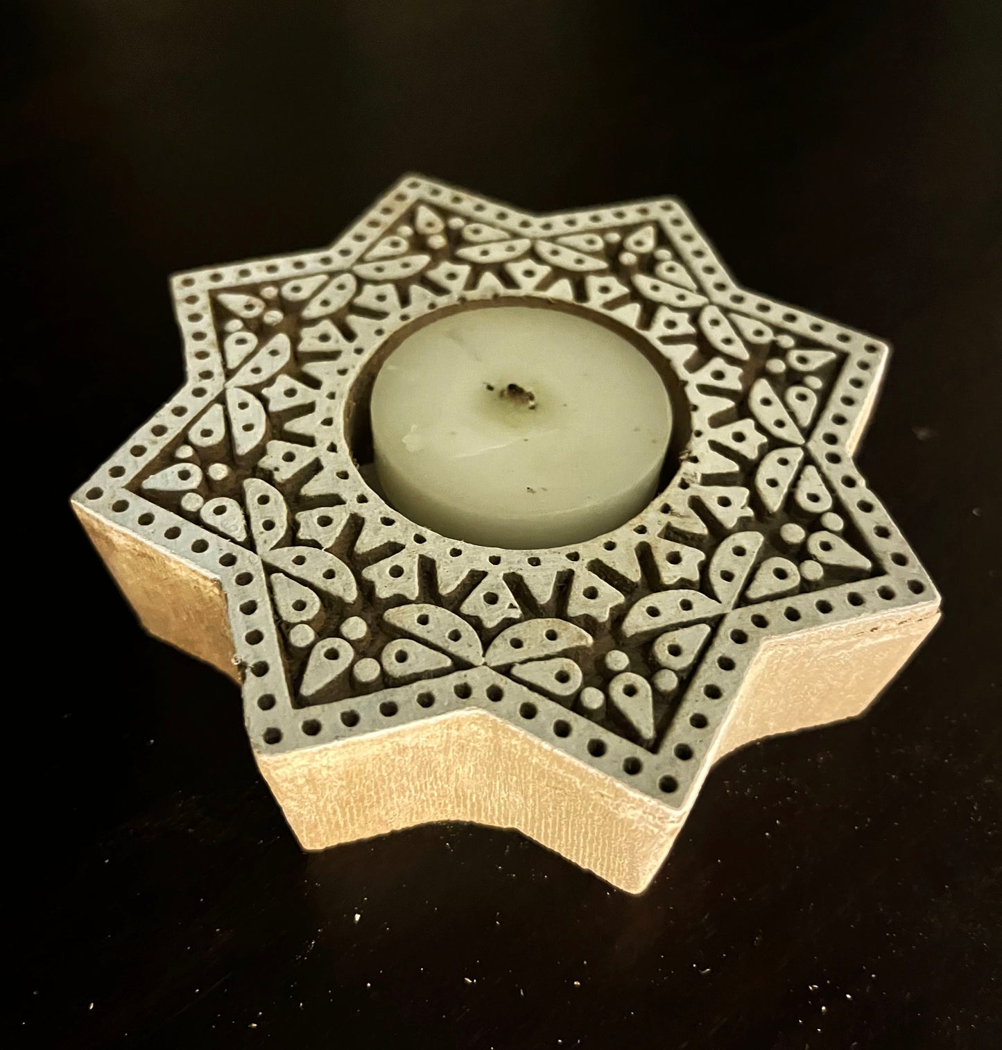 Handcrafted Wooden Diya - Star Design (Set of 2)