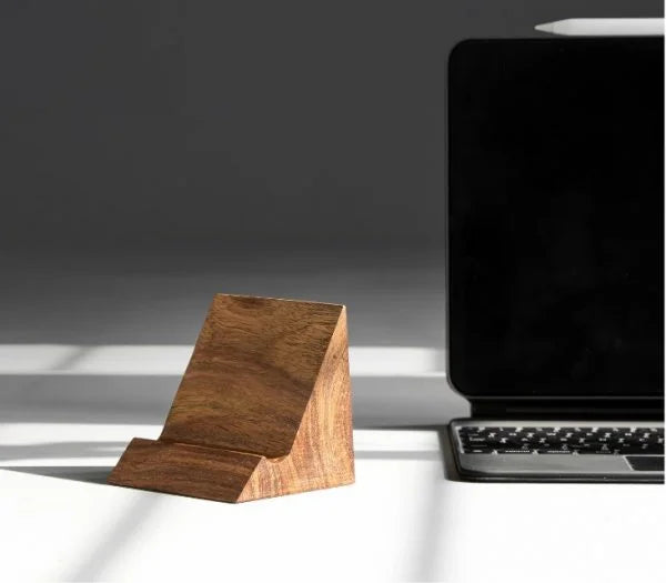 Pramiti Mango Wood Smartphone Holder.
