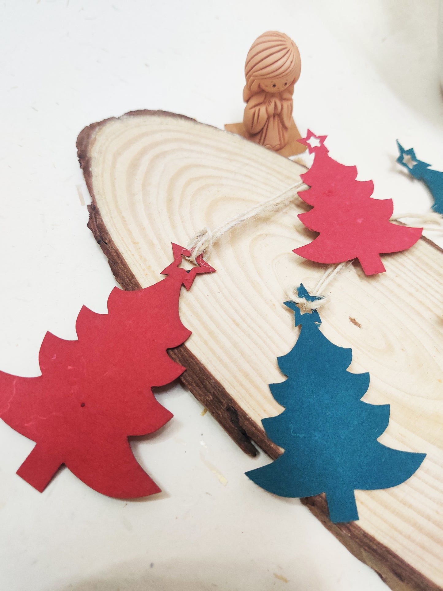 Plantable Christmas Bunting | Wall Decoration | Pack of 14