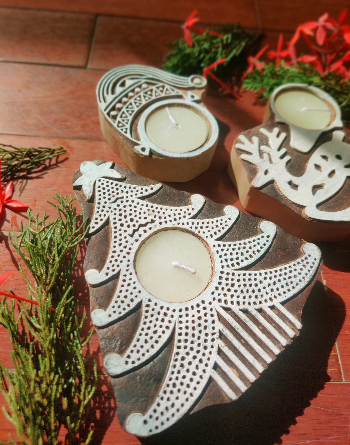 Handcrafted Wooden Christmas Tea Light Candle Holder - Set of 3