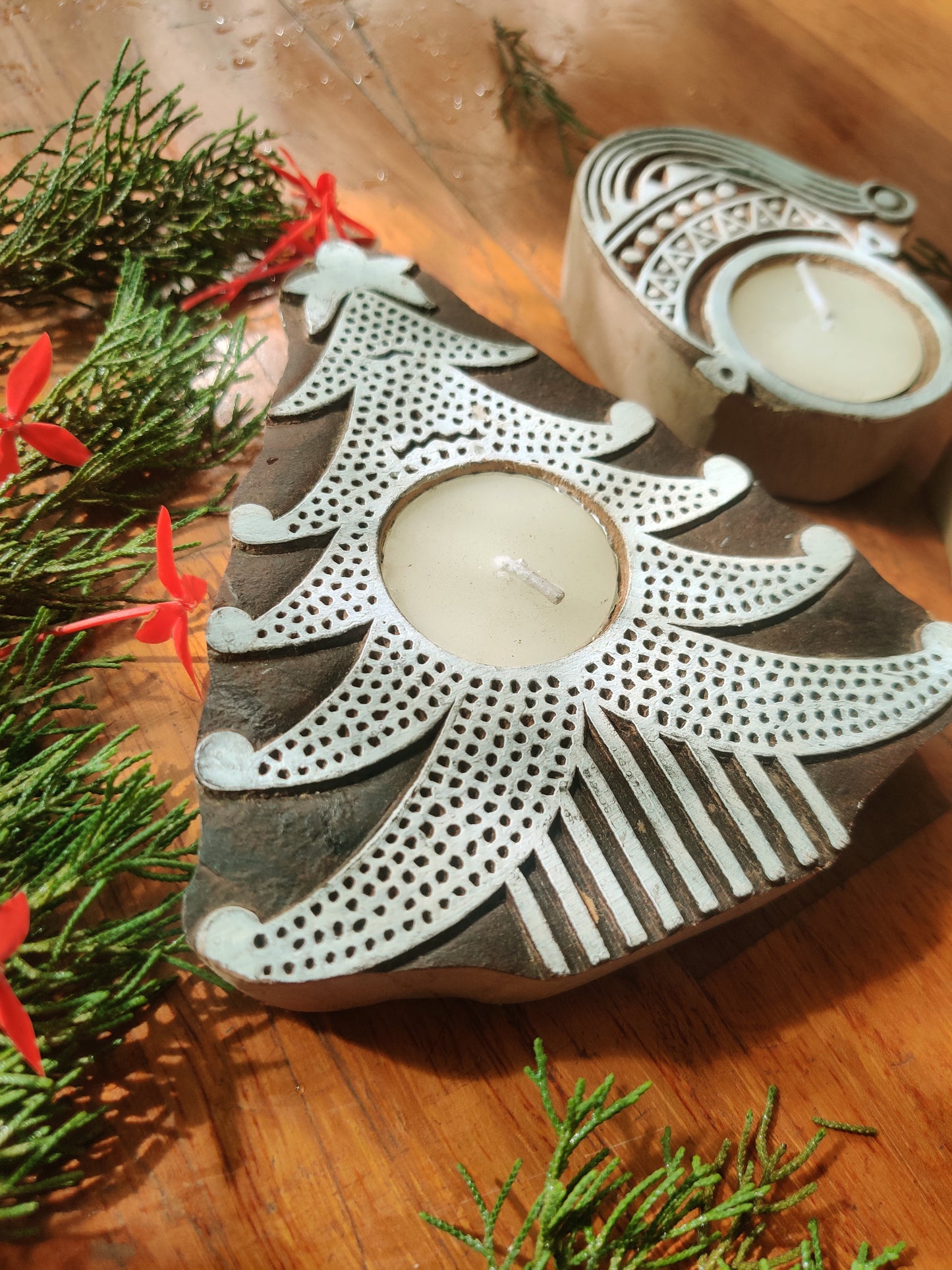 Handcrafted Wooden Christmas Tealight Candle Holders - Set of 2 (1 Christmas Tree + 1 Elf )