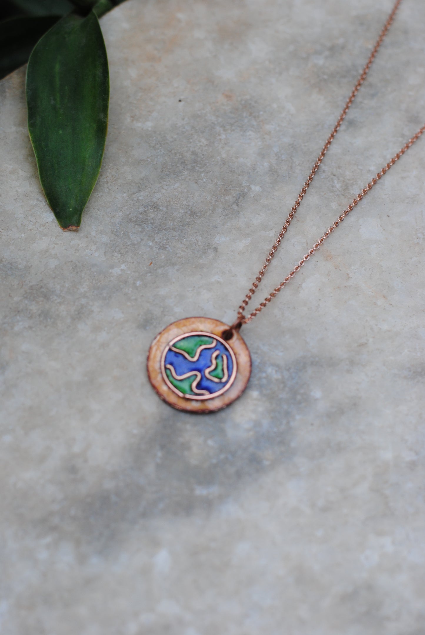 Earthy Pendant