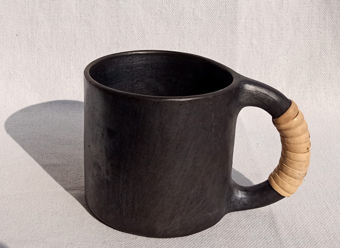 Longpi Black Pottery Coffee Mug Large