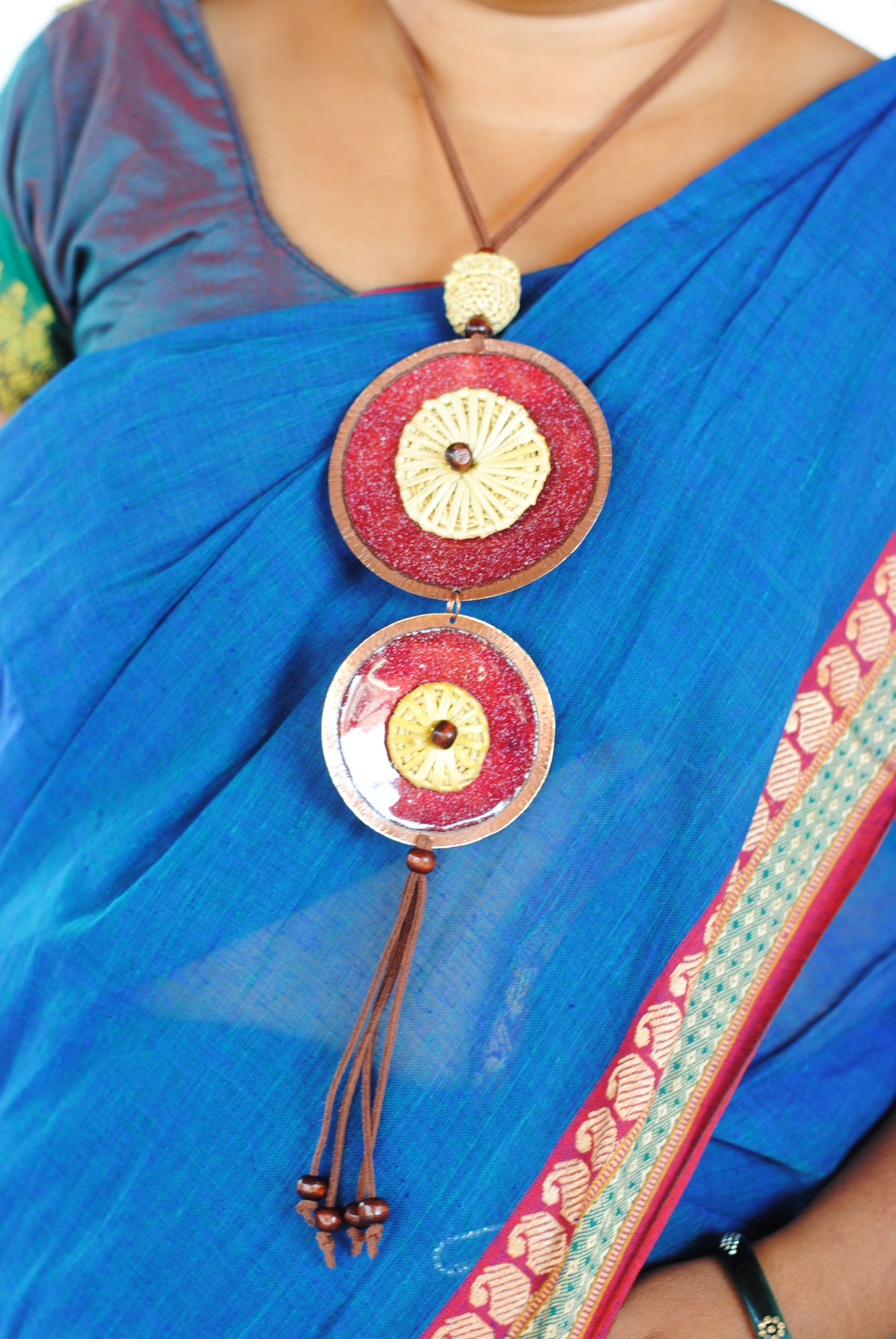 Vaati Pendant Necklace (Red)