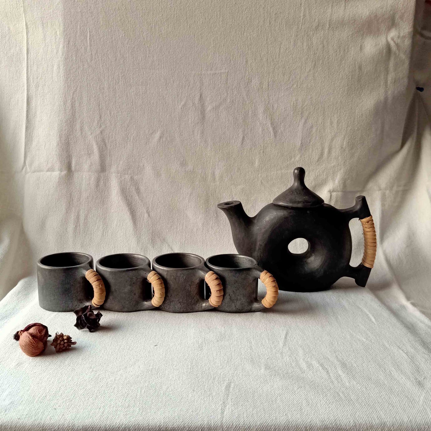 Longpi Black Pottery Teapot-Cups Set