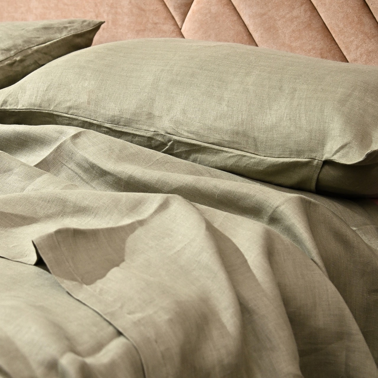 King Size Olive Green Hemp Bedsheet Set - Bugyal