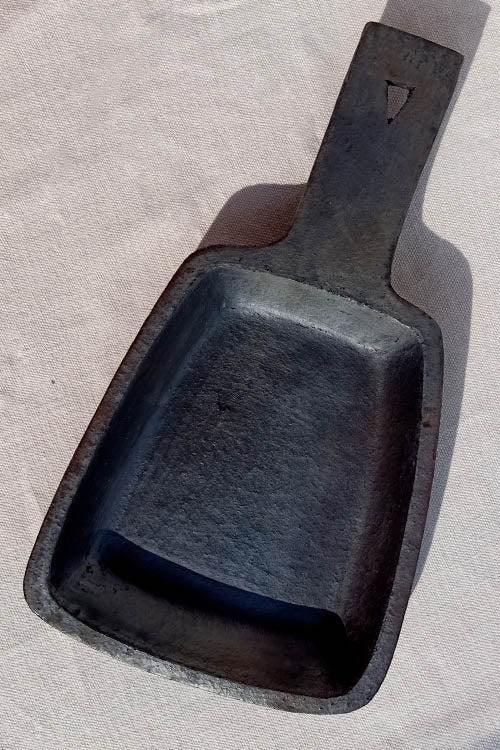 Longpi Black Pottery Skillet Trapezium