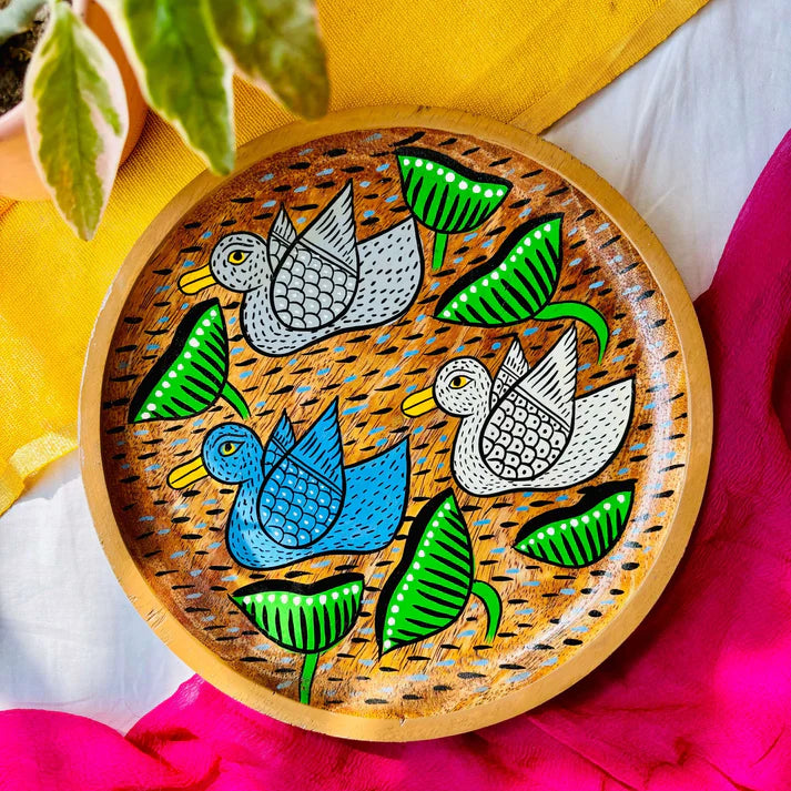 Saras Round Wooden Platter