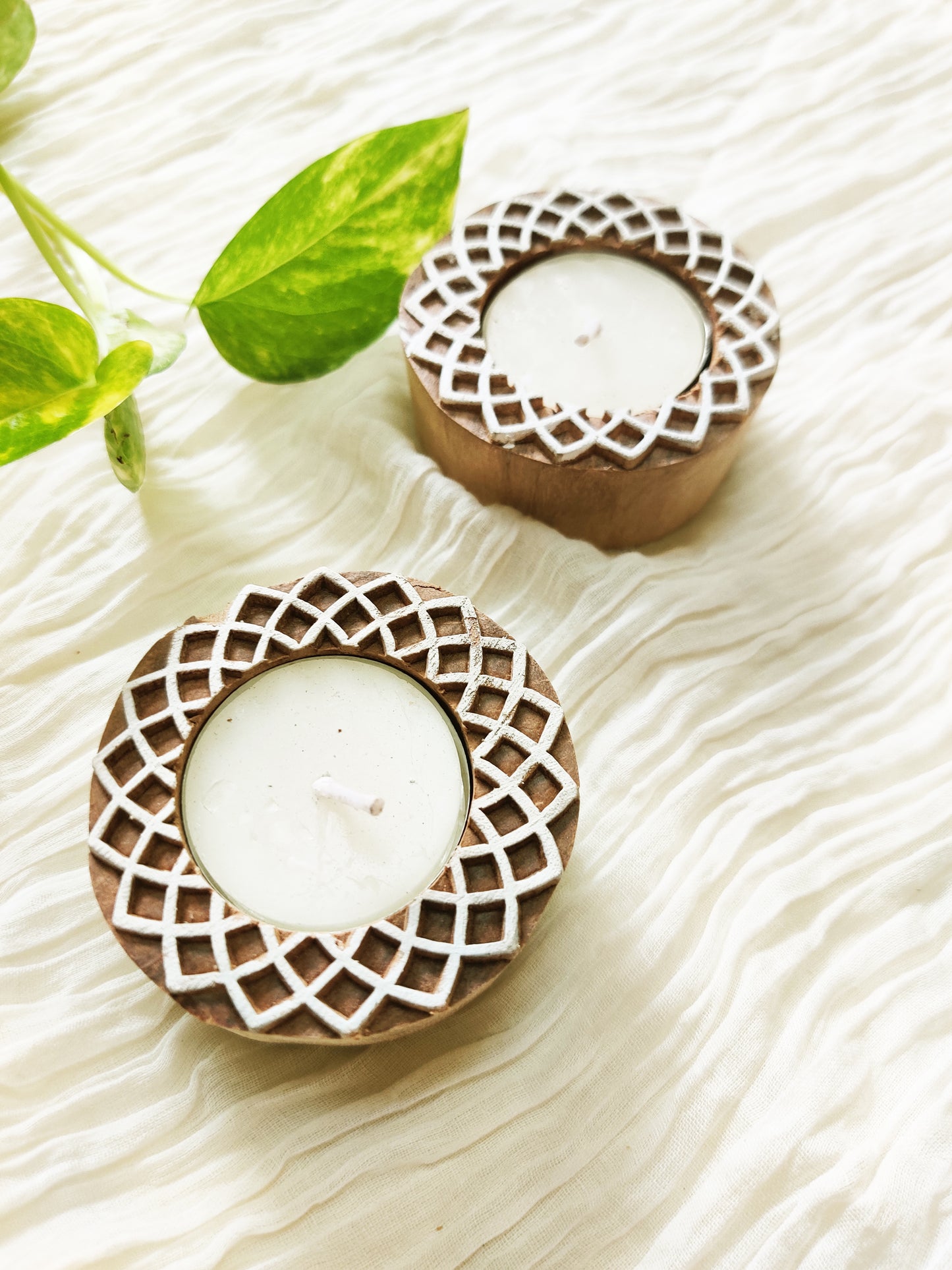 Handcrafted Wooden Tea light holders (Round) (Set of 2)