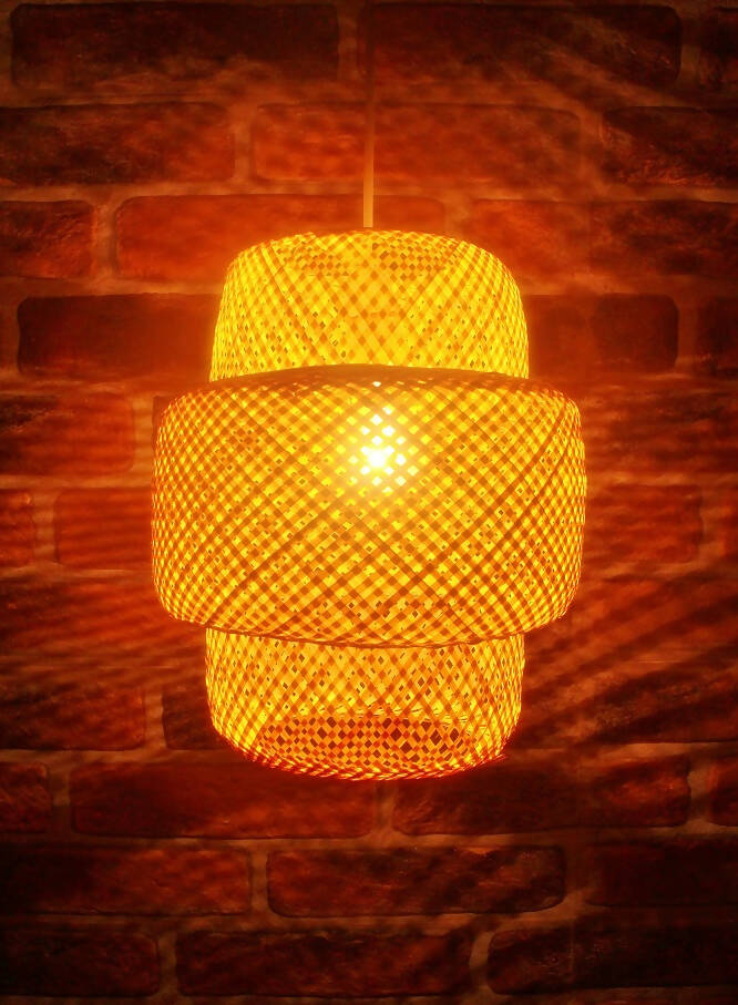 Eva Hanging Bamboo Lamp