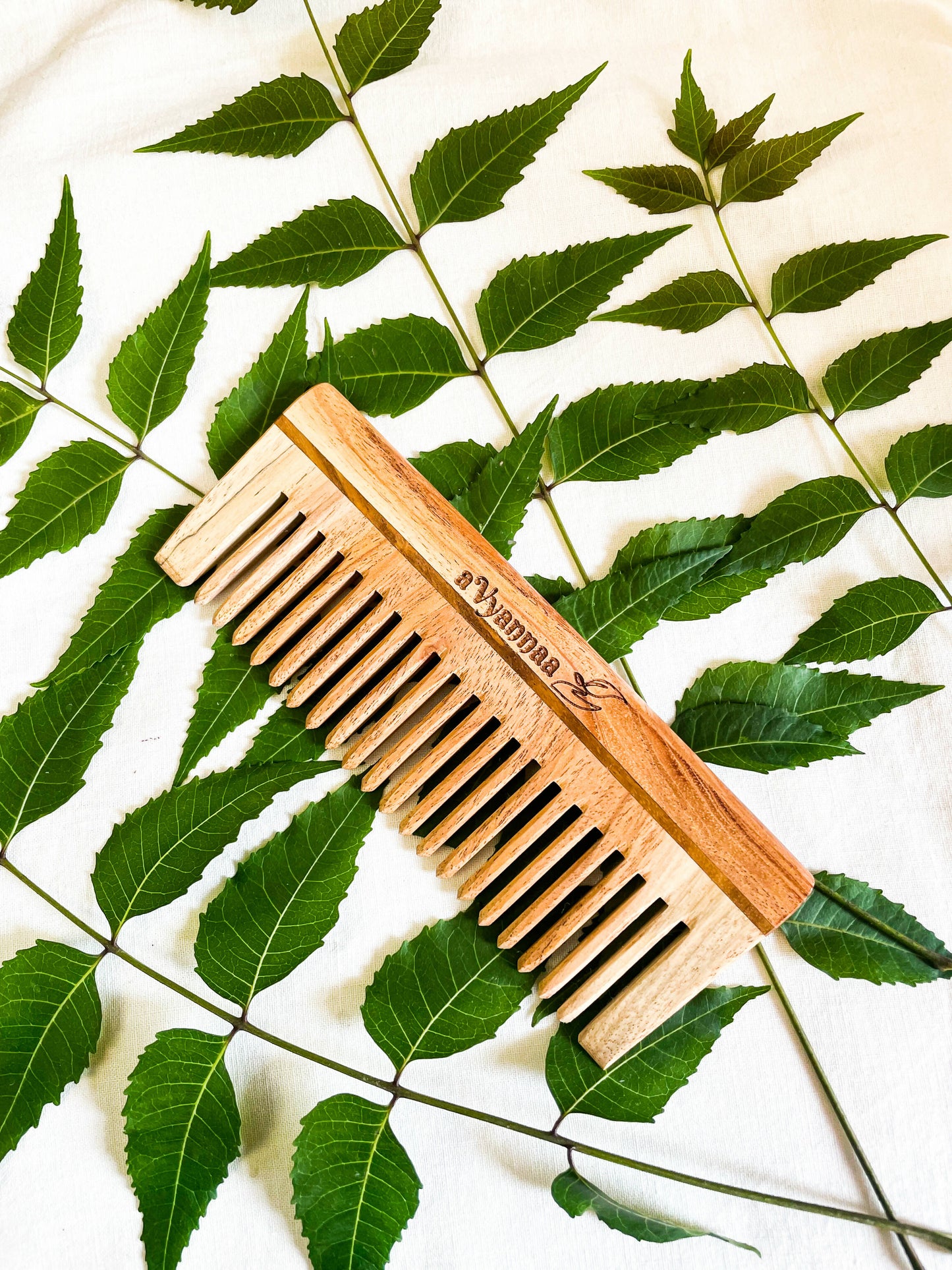 Neem Regular Comb